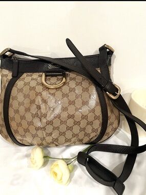 Vintage Authentic Gucci GG Canvas D-Ring
Shoulder Bag Brown Y2K